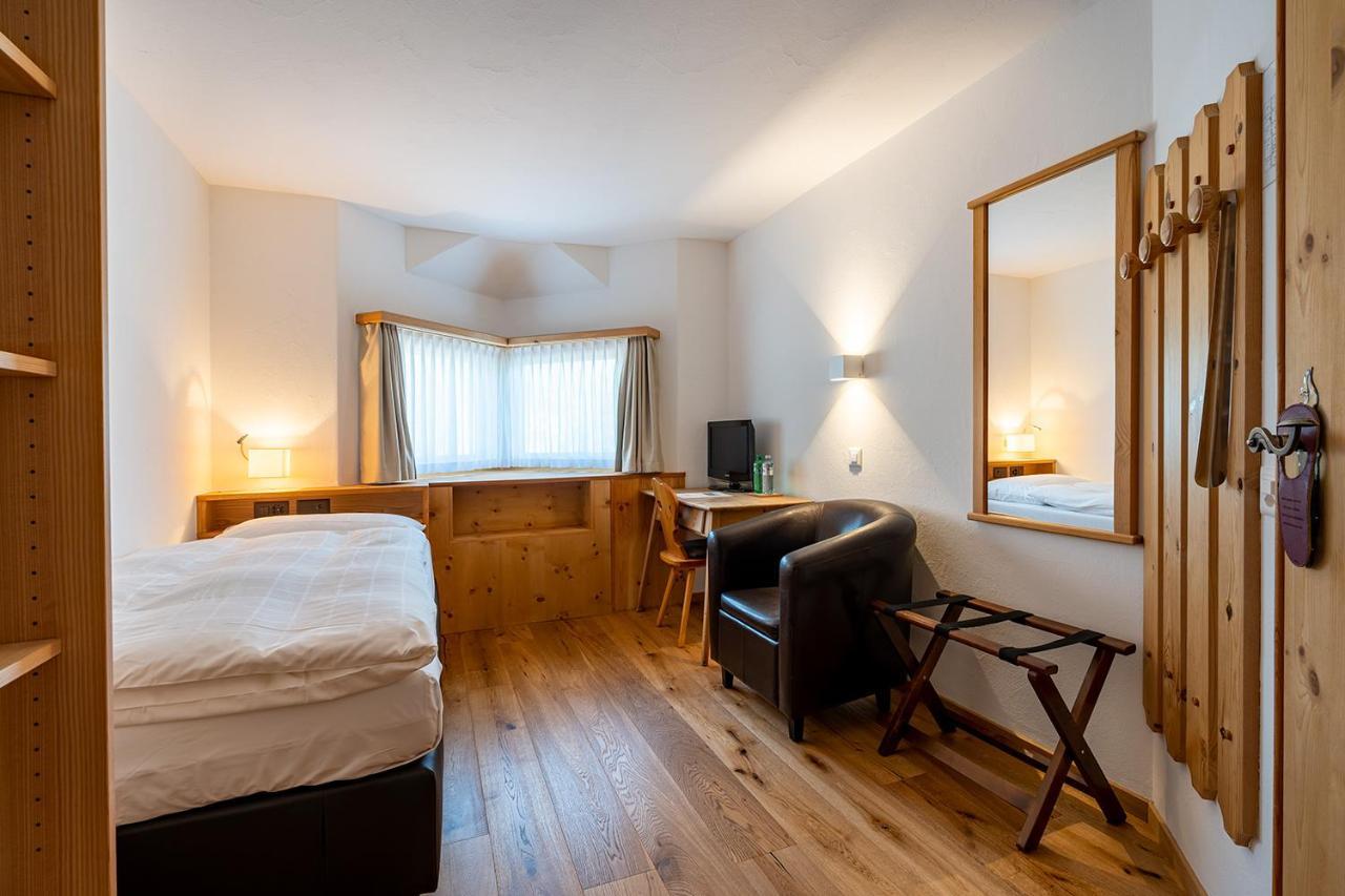 Hotel Saluver Celerina/Schlarigna Zewnętrze zdjęcie